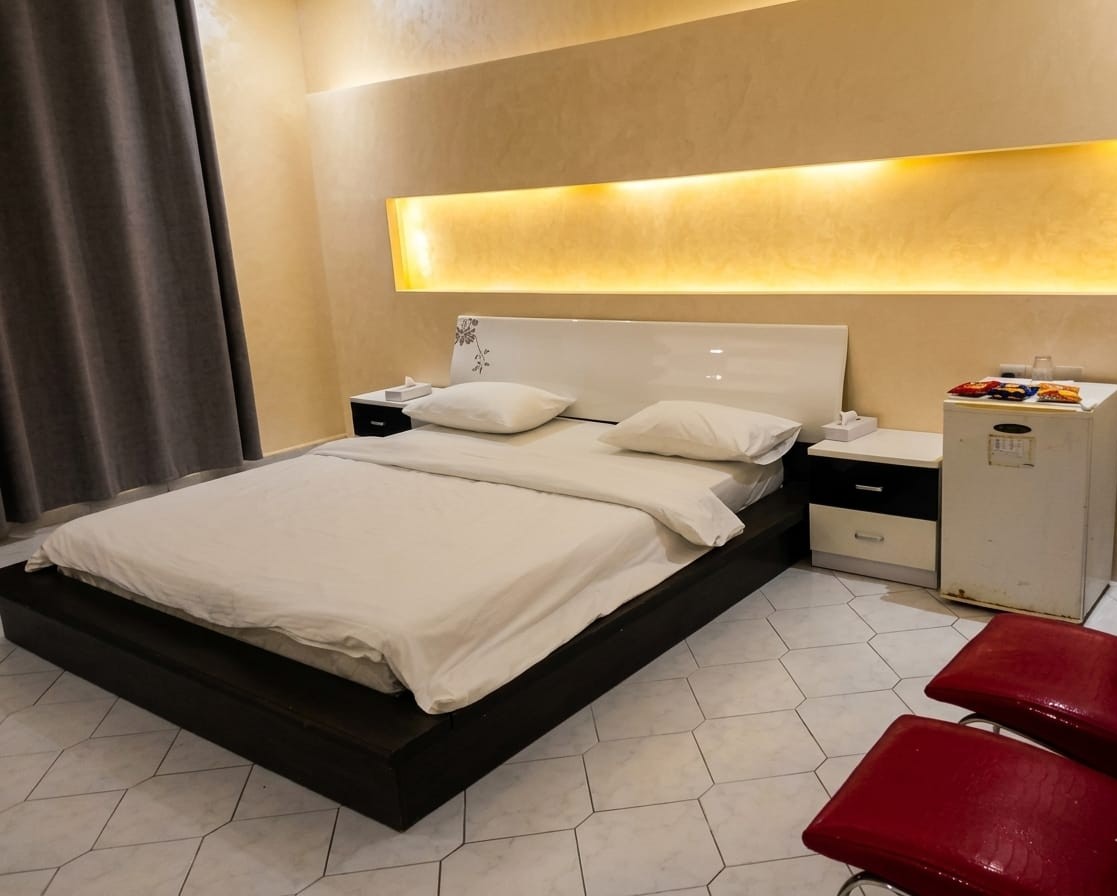 In-Room Premium Amenities Layout Room View